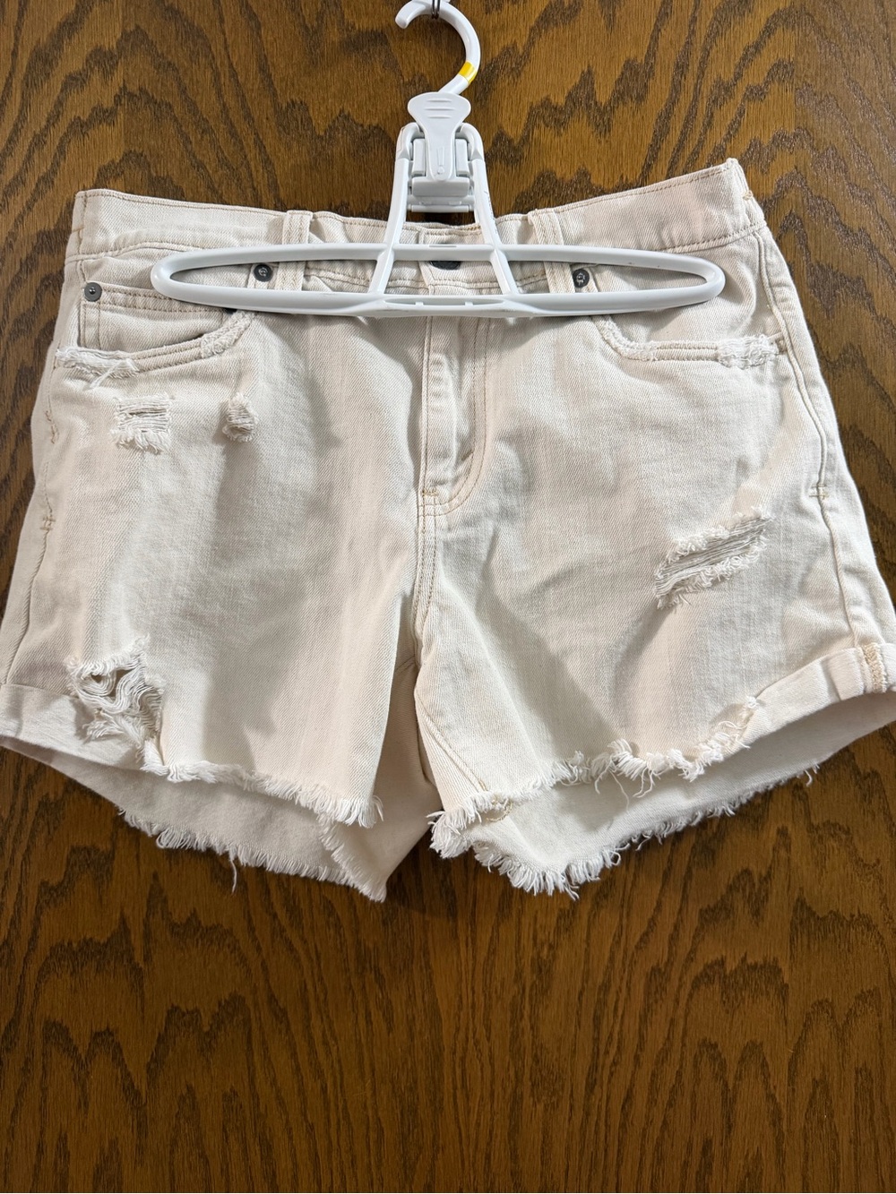 Aerie Women’s Small Distressed Cream Denim Shorts